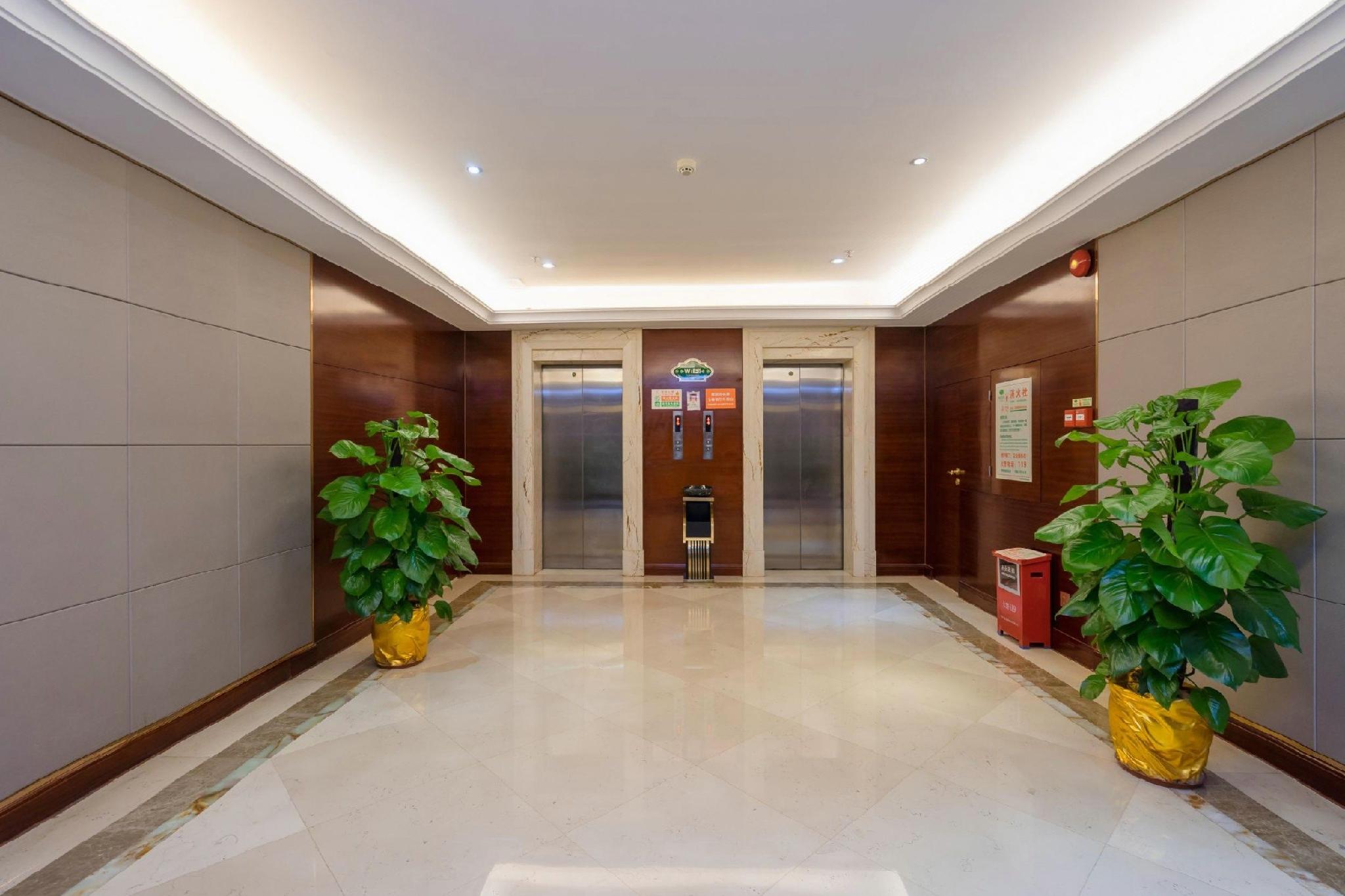 Vienna Hotel Guangzhou Panyu Changlong Shiqiao Metro Station 10/50