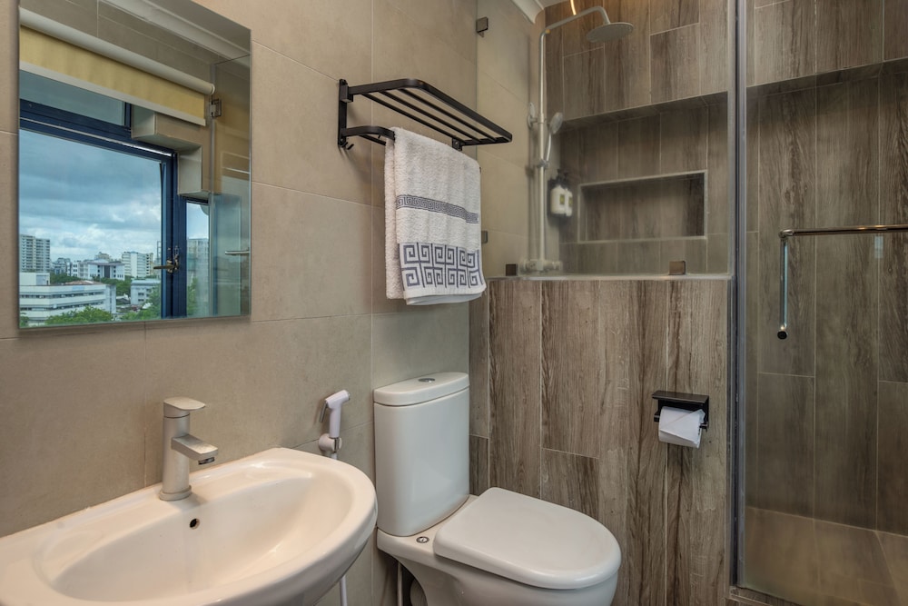 Hotel Raha Tower 55/58