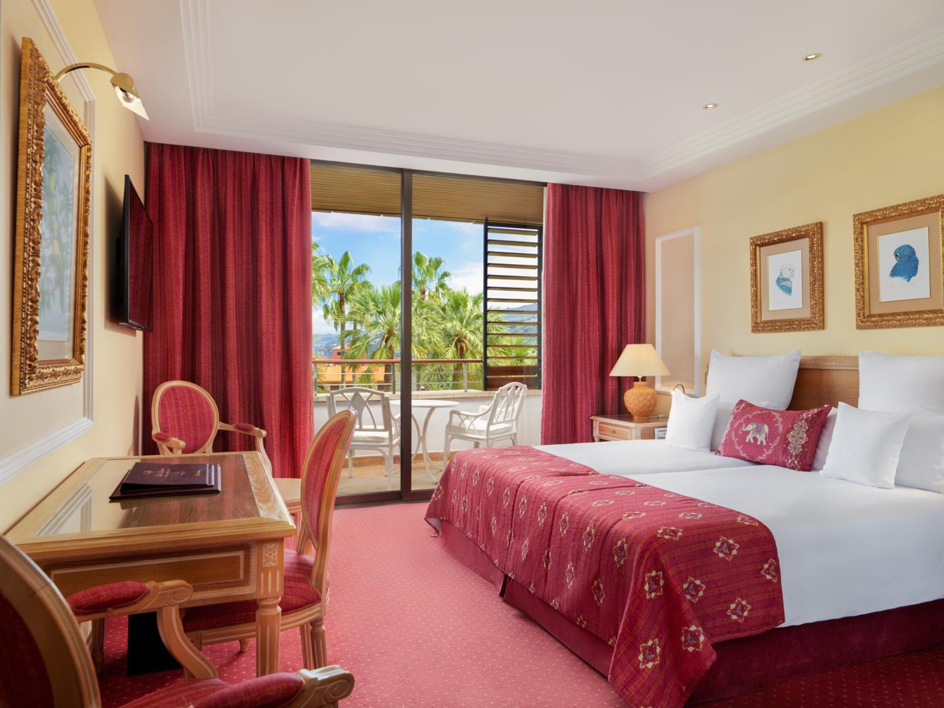 Deluxe, Double or Twin Bed, Spa View