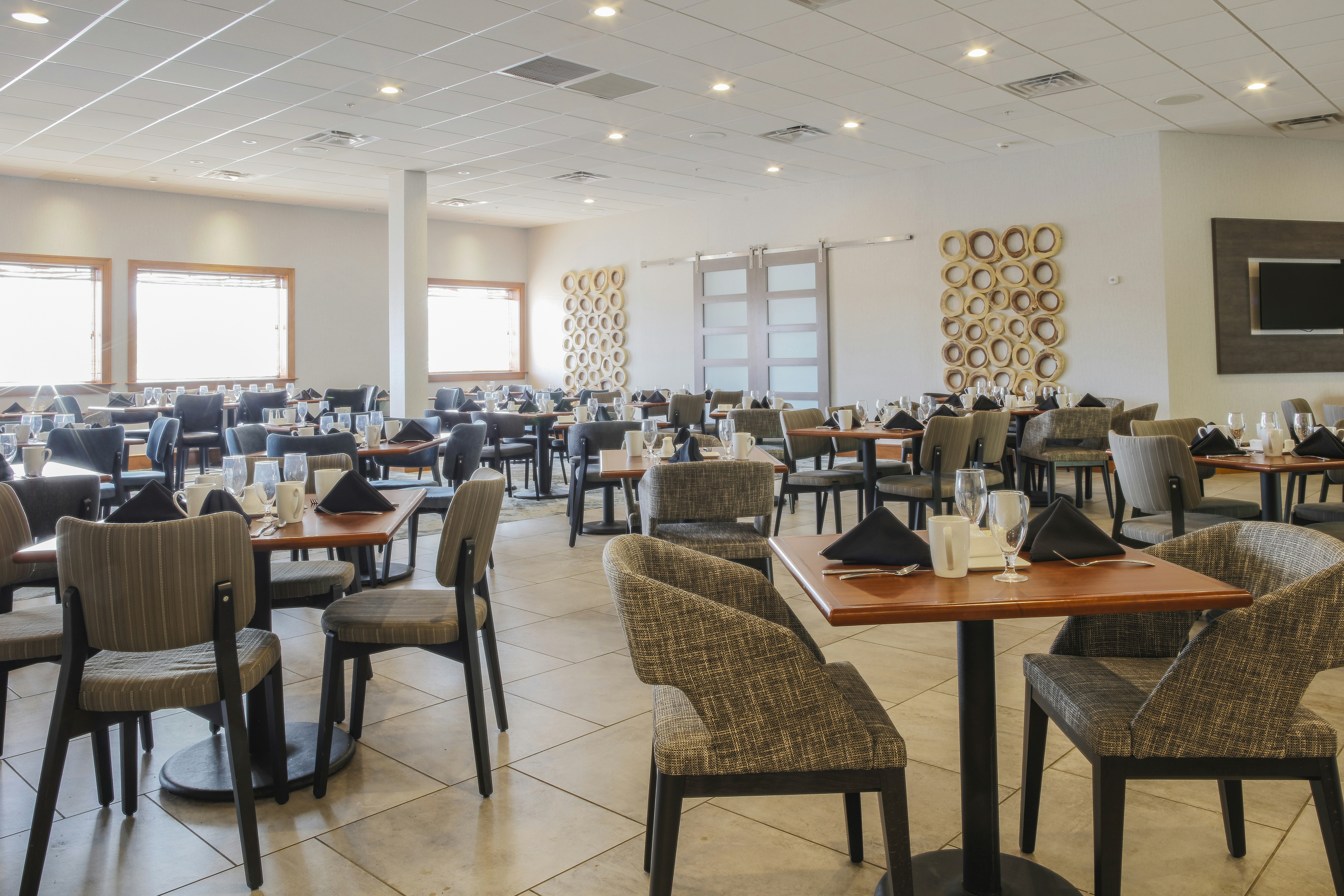 Doubletree By Hilton Hotel Rochester 58/80