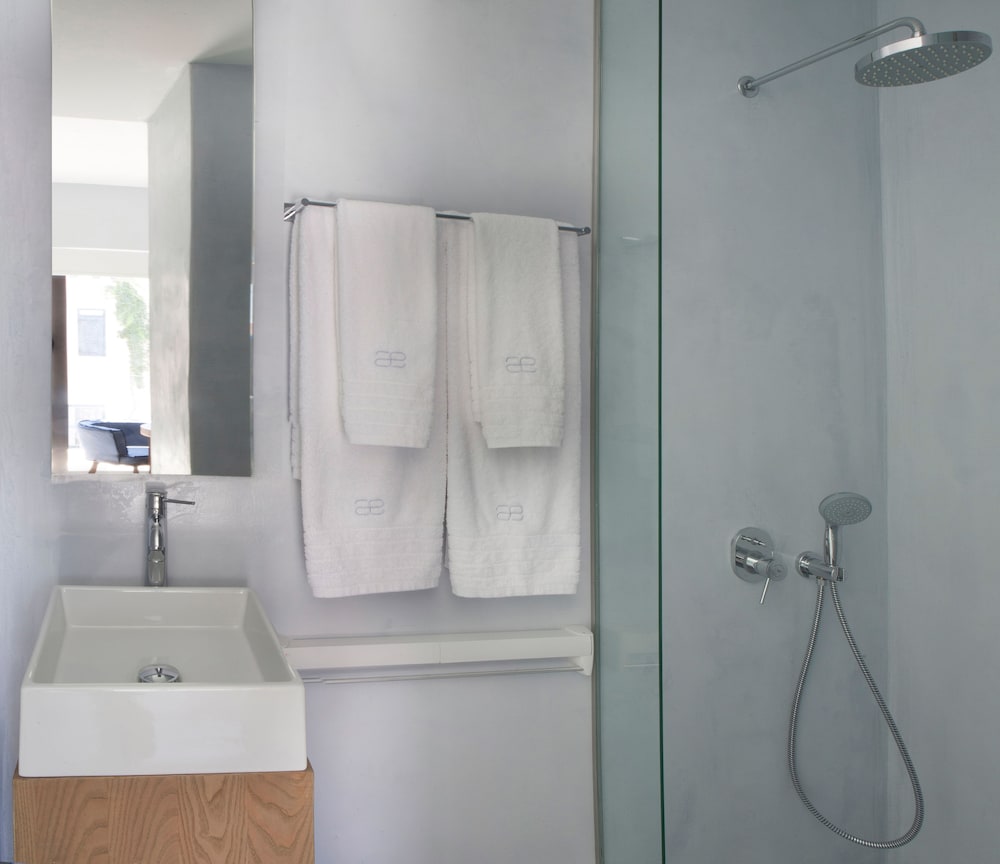 Aethrion Boutique Homes 45/50