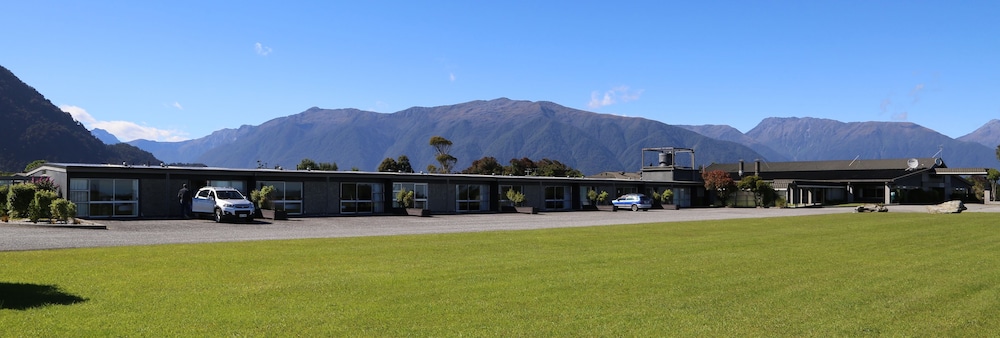 Heartland Hotel Haast 6/59