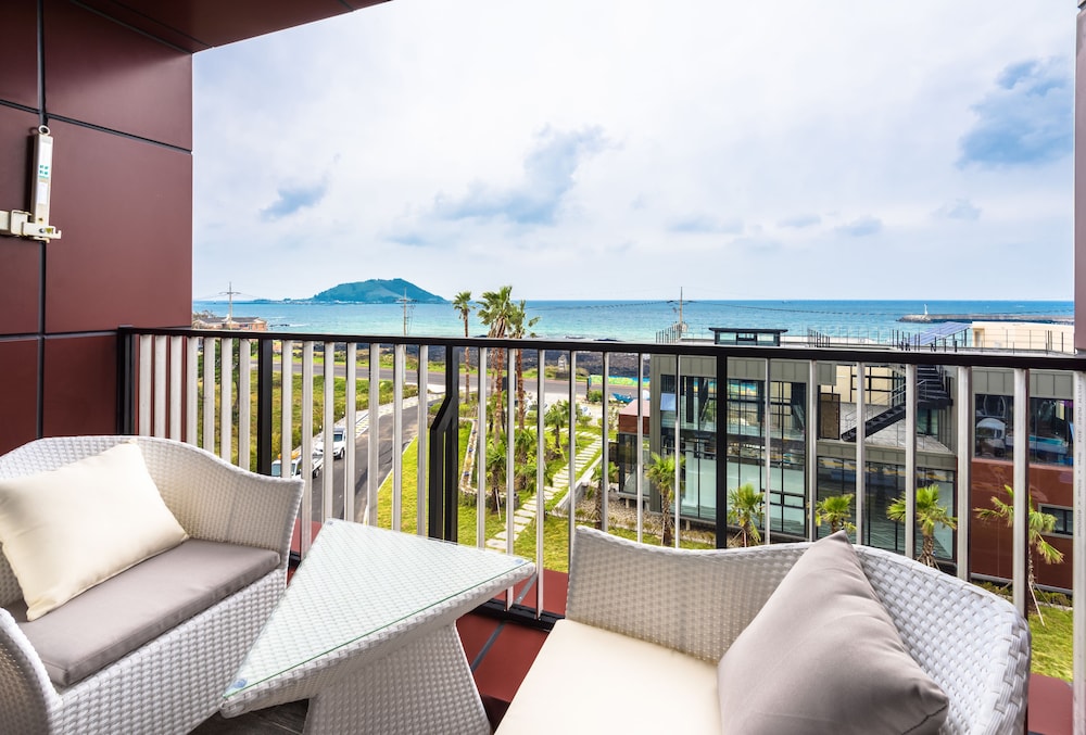 Augila Hotel Jeju Oceano Suites 3/61