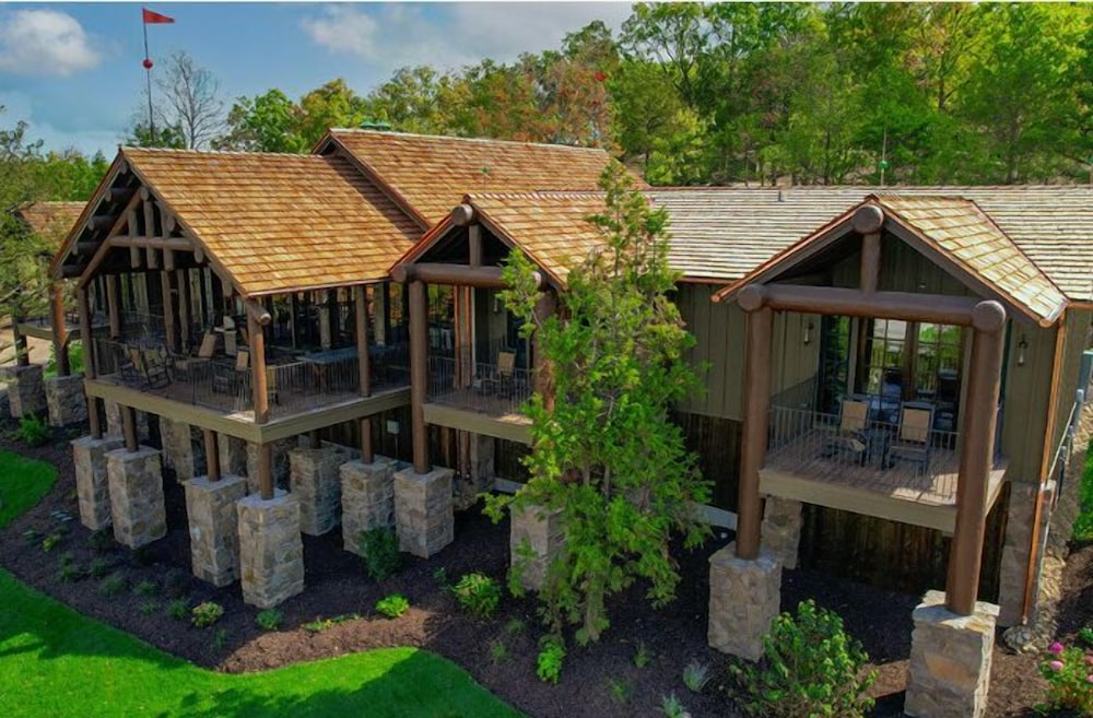 Big Cedar Lodge 5/66