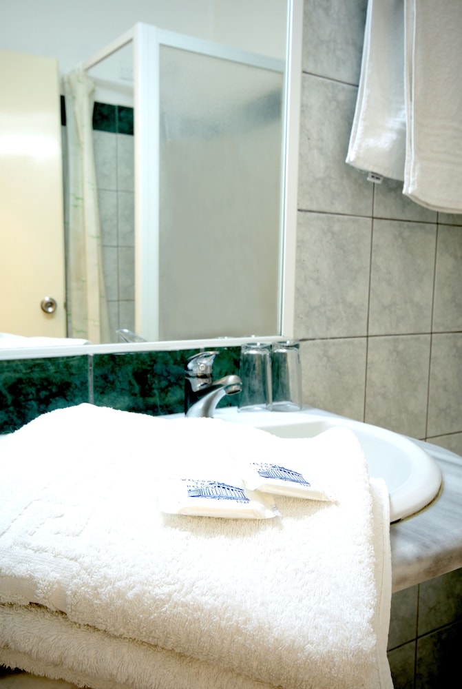 Poseidon Hotel 22/50