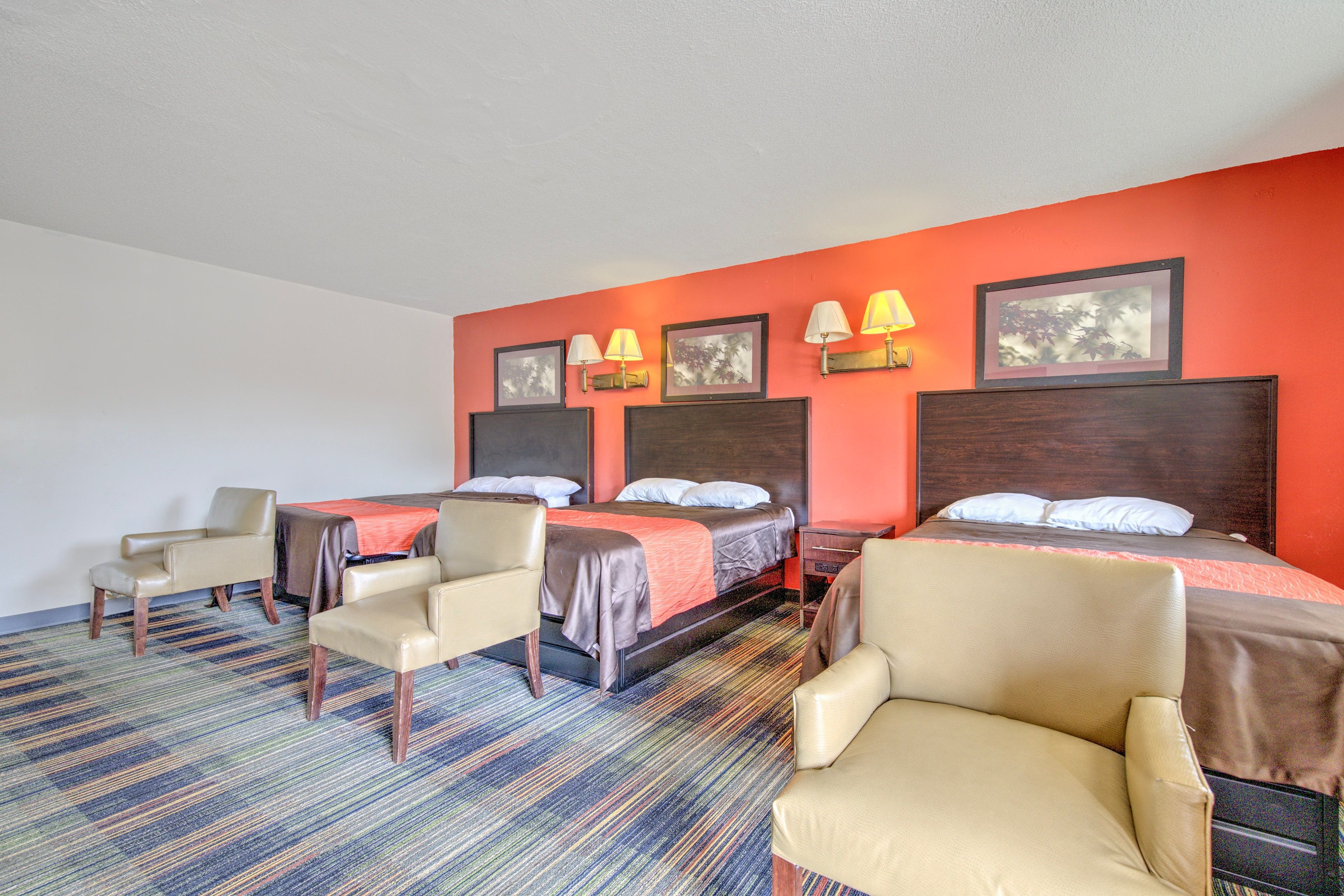 OYO Palm Leaf Motel 16/32