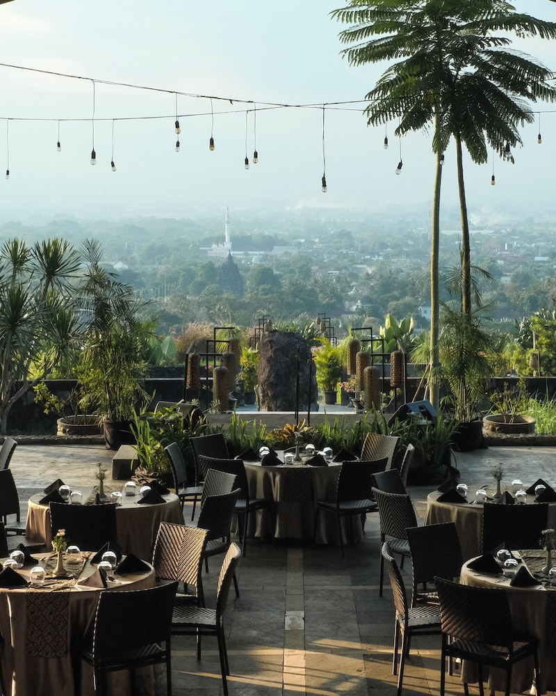 Abhayagiri - Sumberwatu Heritage Resort 32/55