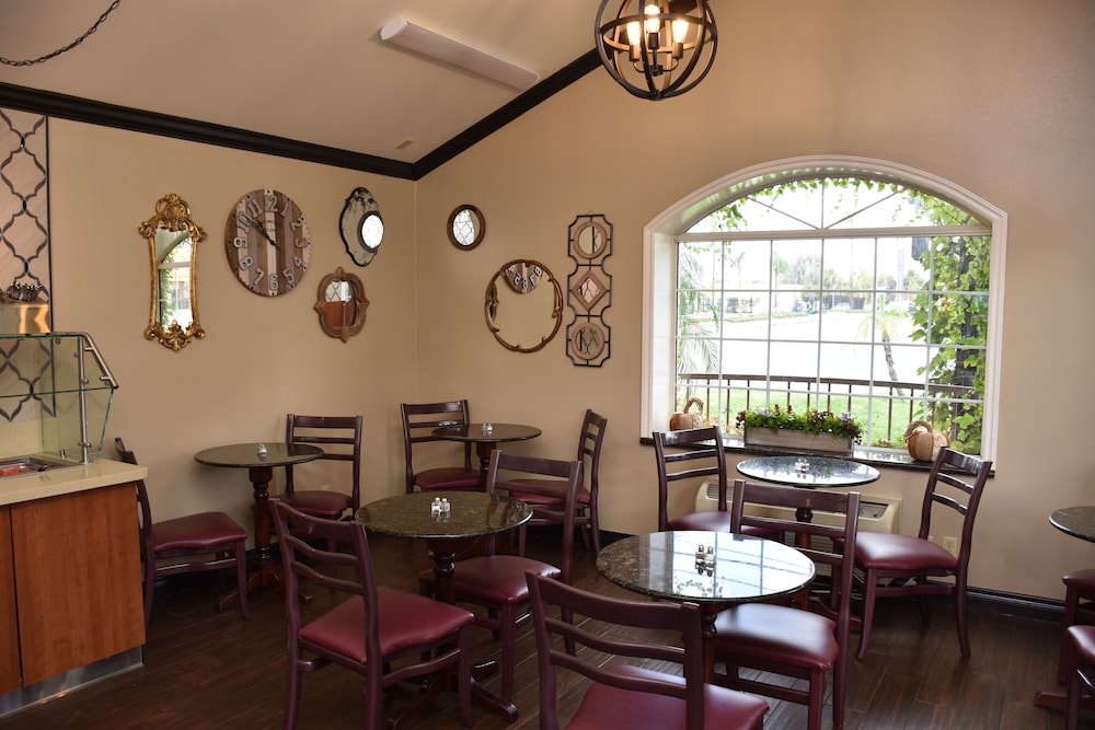 restaurant-cafeteria