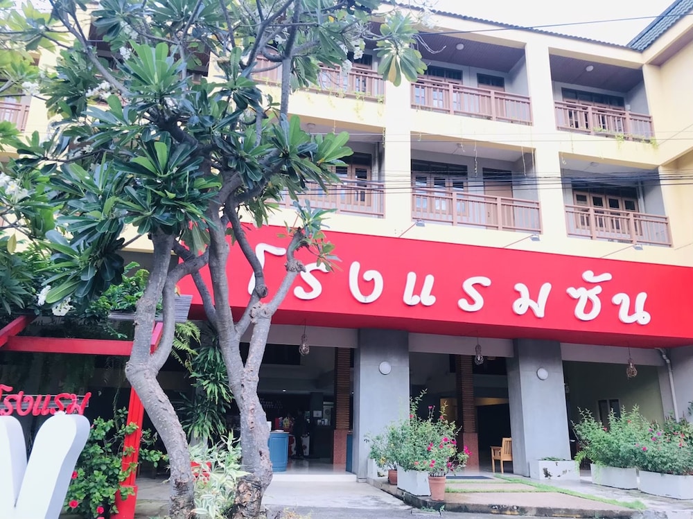 Sun Hotel photo1