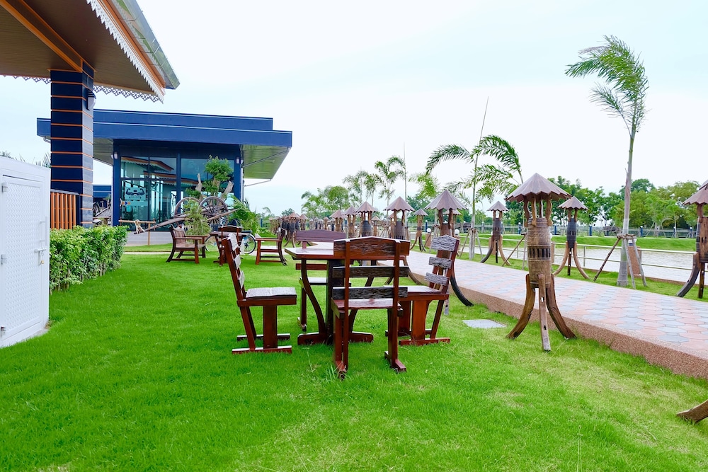 Infinity Seesun Resort 38/50
