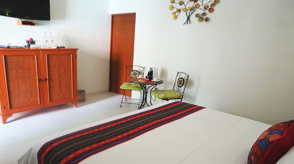 Hotel Merida Santiago 26/78
