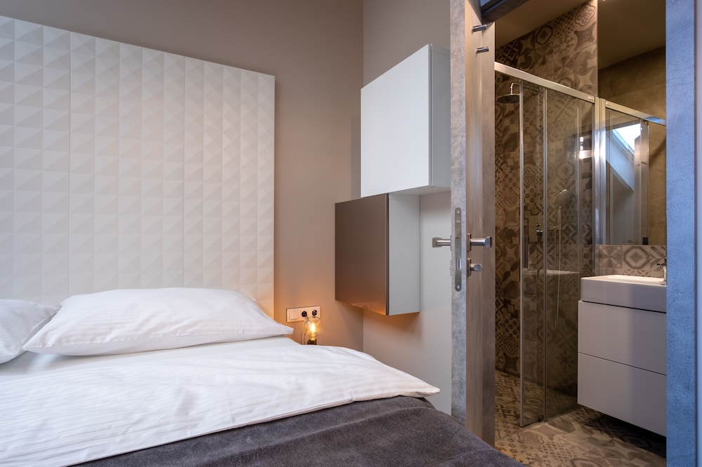Aparthotel Rimska 14 15/50