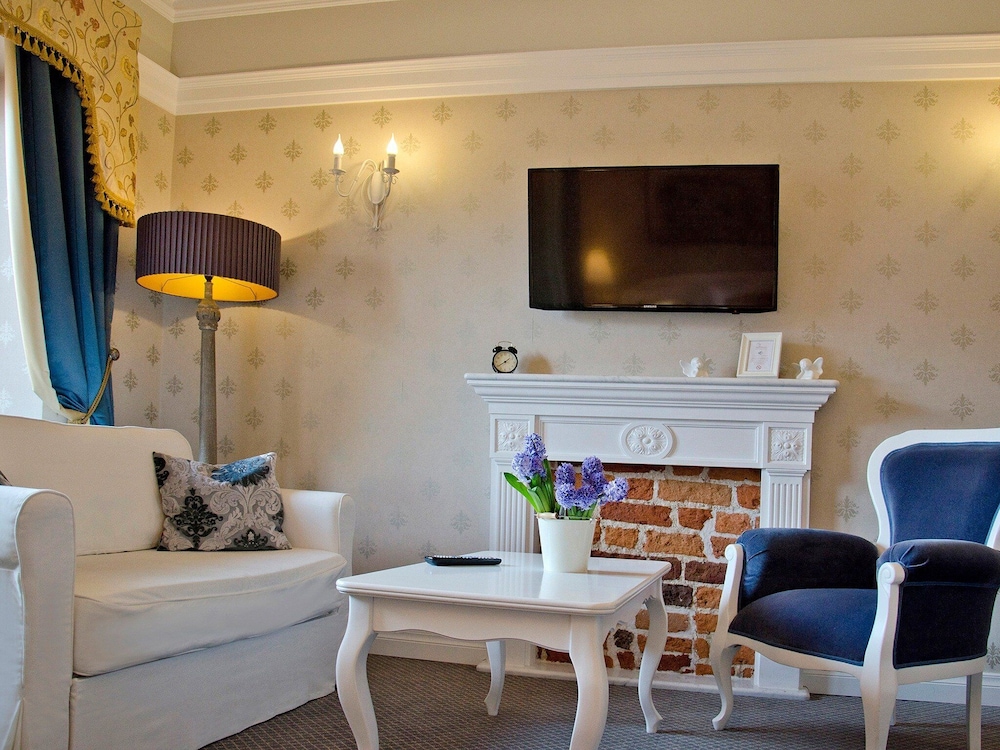 Sleepwalker Boutique Suites 54/79