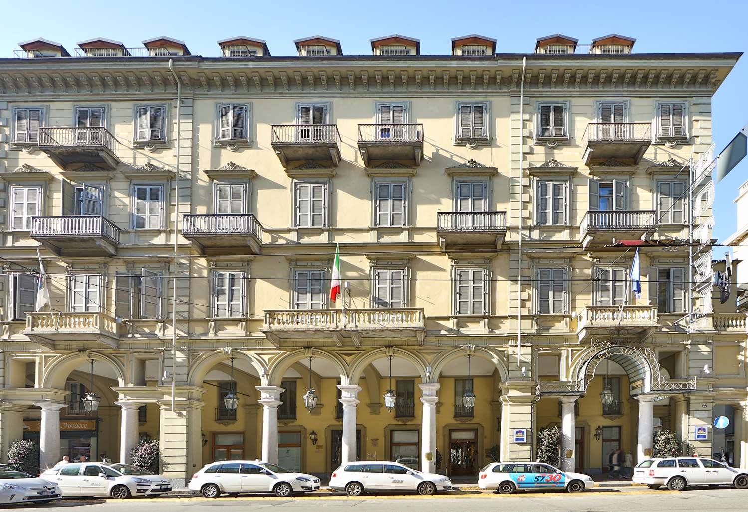 Best Western Plus Hotel Genova 1/43