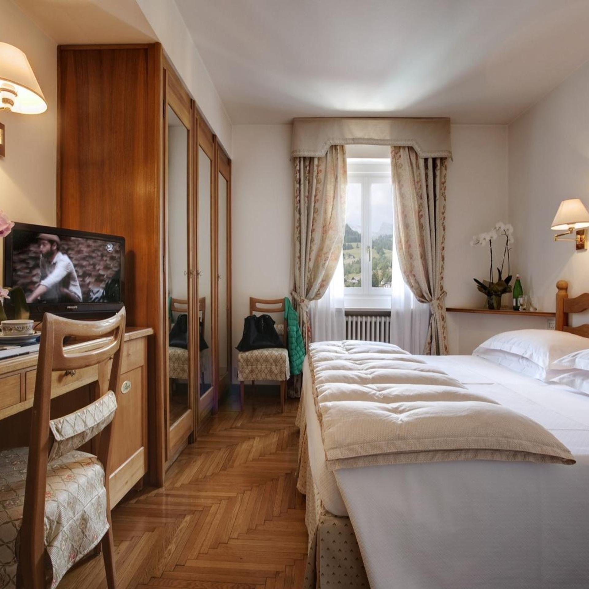 STANDARD, DOUBLE BED
