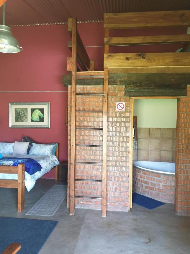 Little Club Getaway@The Hay Barn 4/21