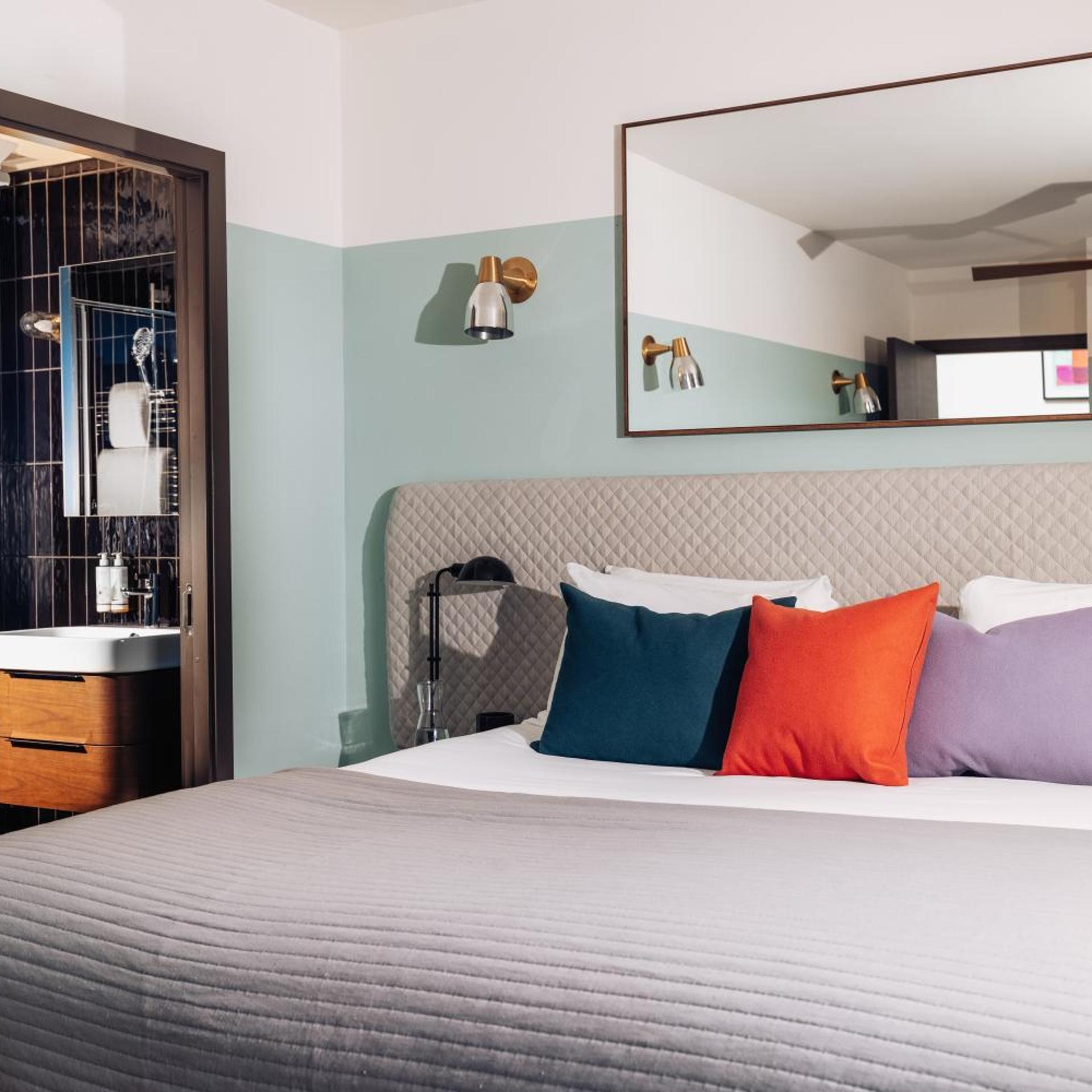 2 Bedrooms, Loft, Apartment