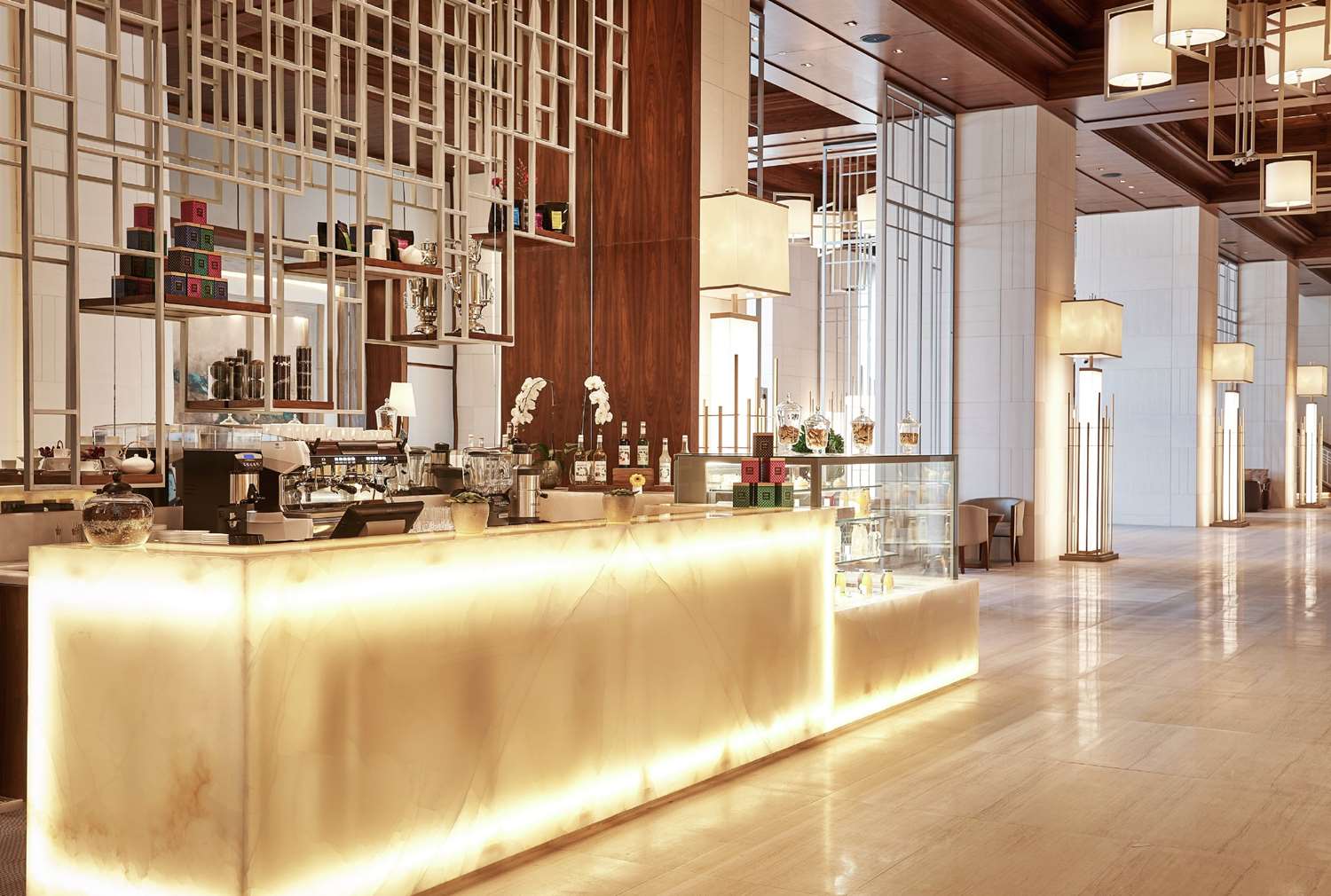 restaurant cafeteria
