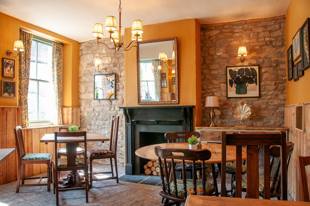 The George Inn 30/49