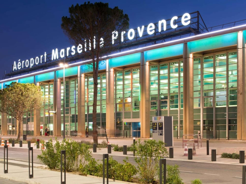Ibis Marseille Provence Aeroport 2/48