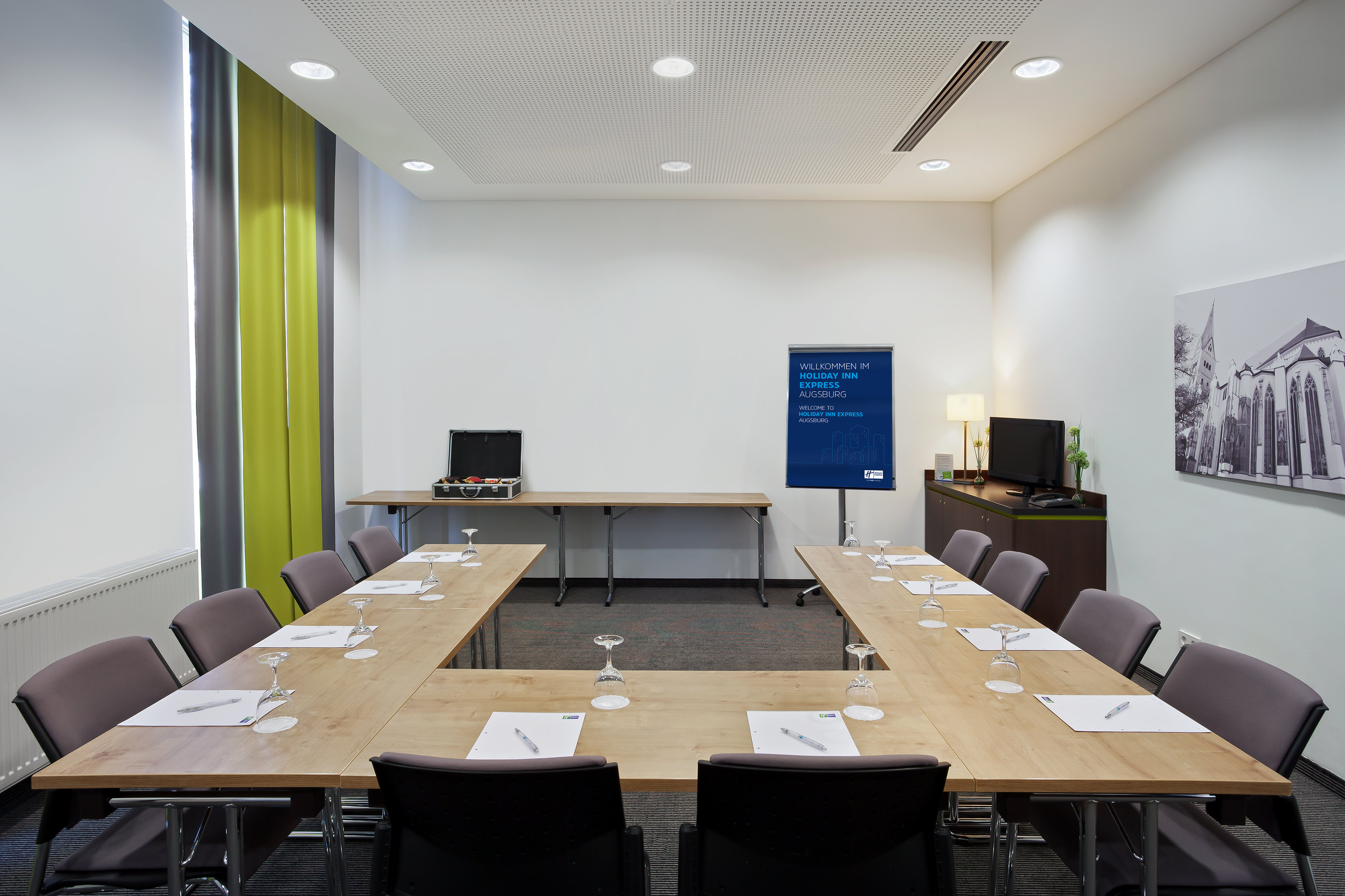 Holiday Inn Express Augsburg 16/18