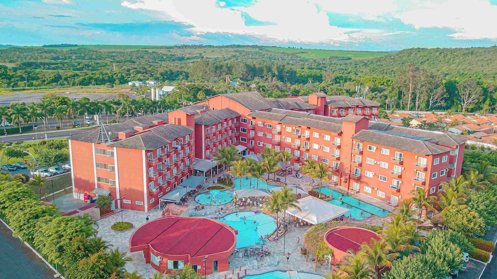 Lagoa Quente Hotel 8/60