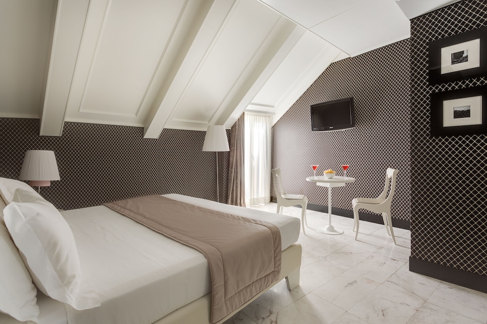 Grand Hotel Palace Rome 55/90