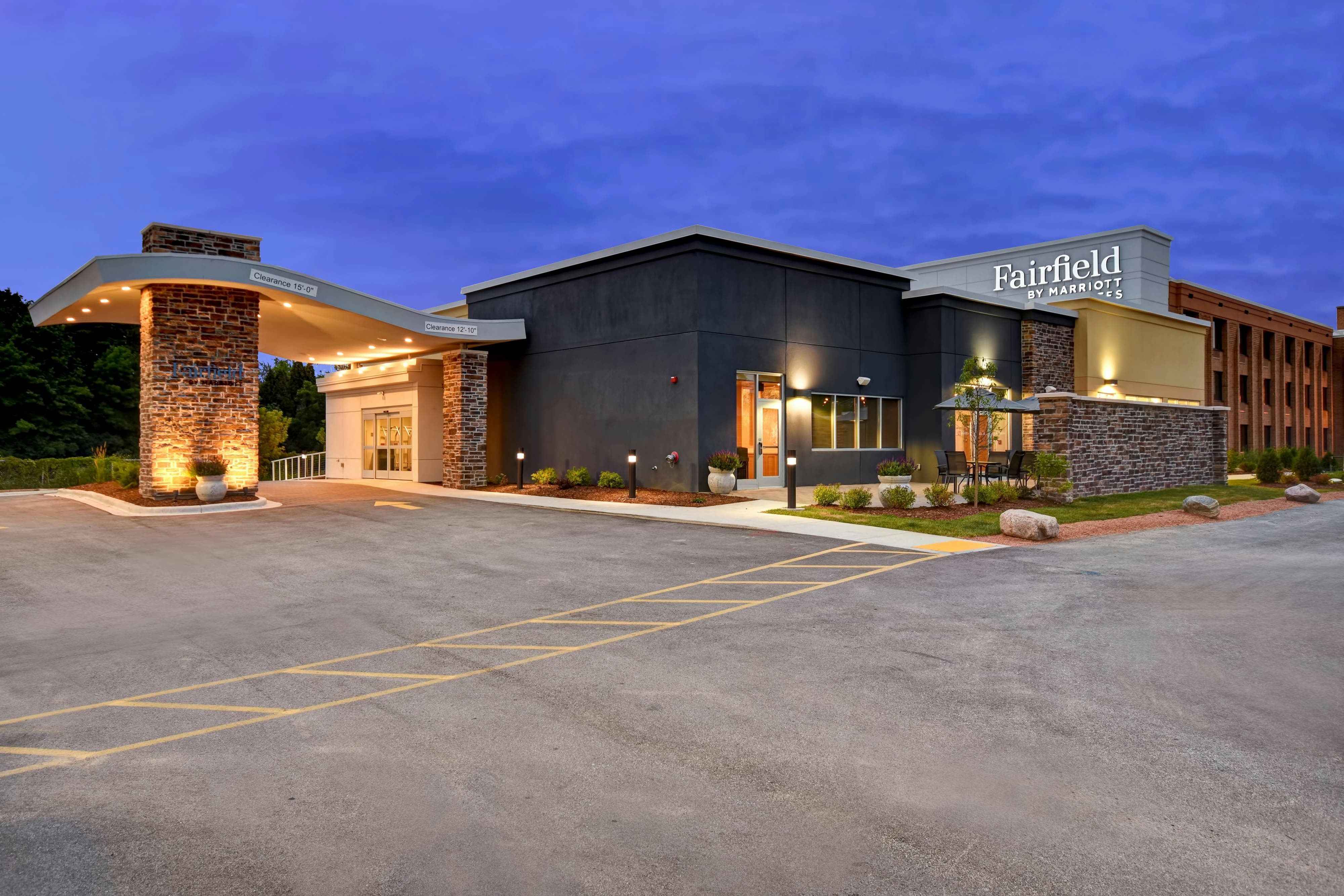 Fairfield Inn & Suites By Marriott Milwaukee North 16/16