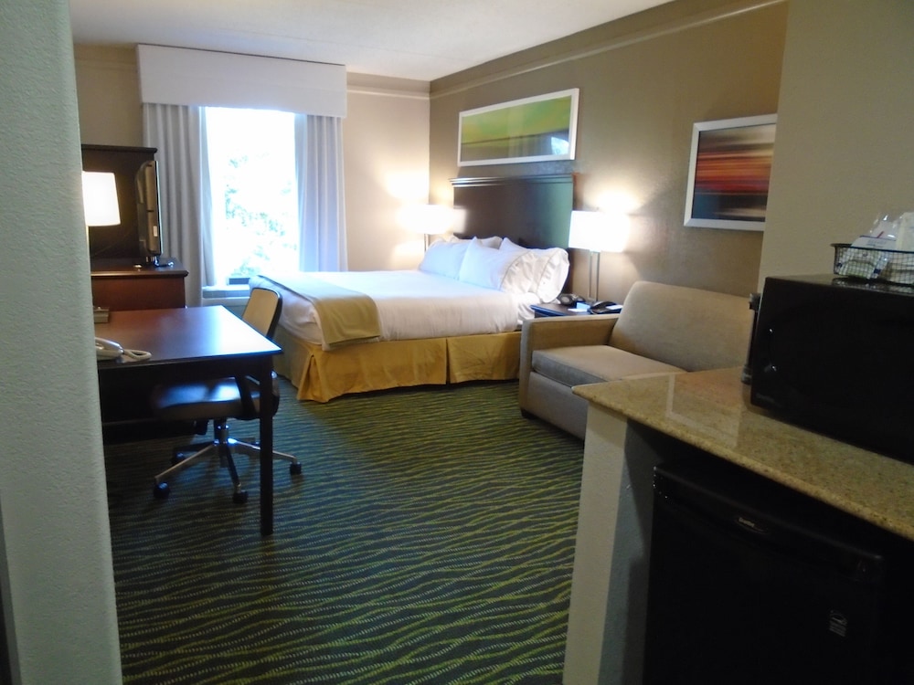 Holiday Inn Express Richmond Midlothian Turnpike 47/51