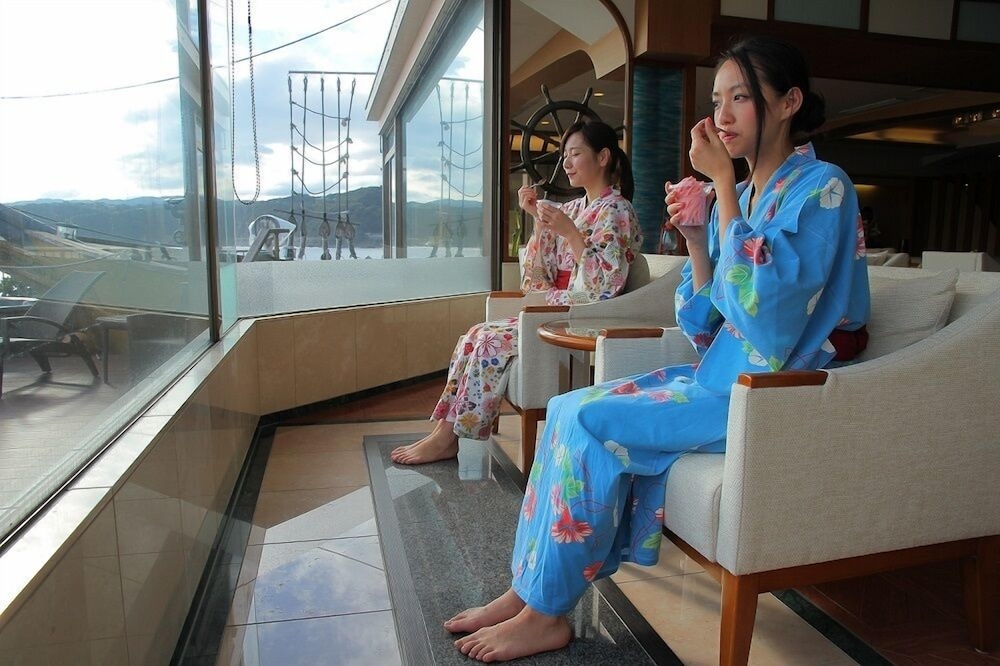 Inatori Tokai Hotel Yuen 57/72