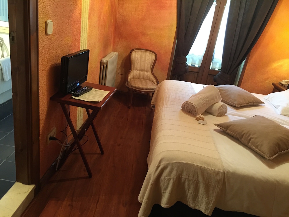 Hotel Peñalba 10/50