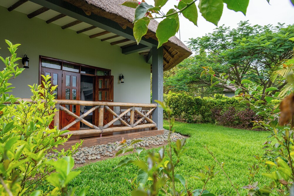 Emburara Farm Lodge 43/50