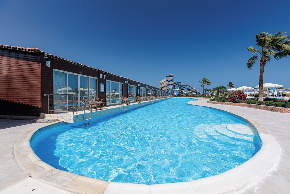 SUNRISE Alora Aqua Park Resort 18/45
