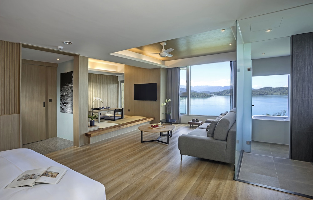 Hotelday Plus Sun Moon Lake 11/18