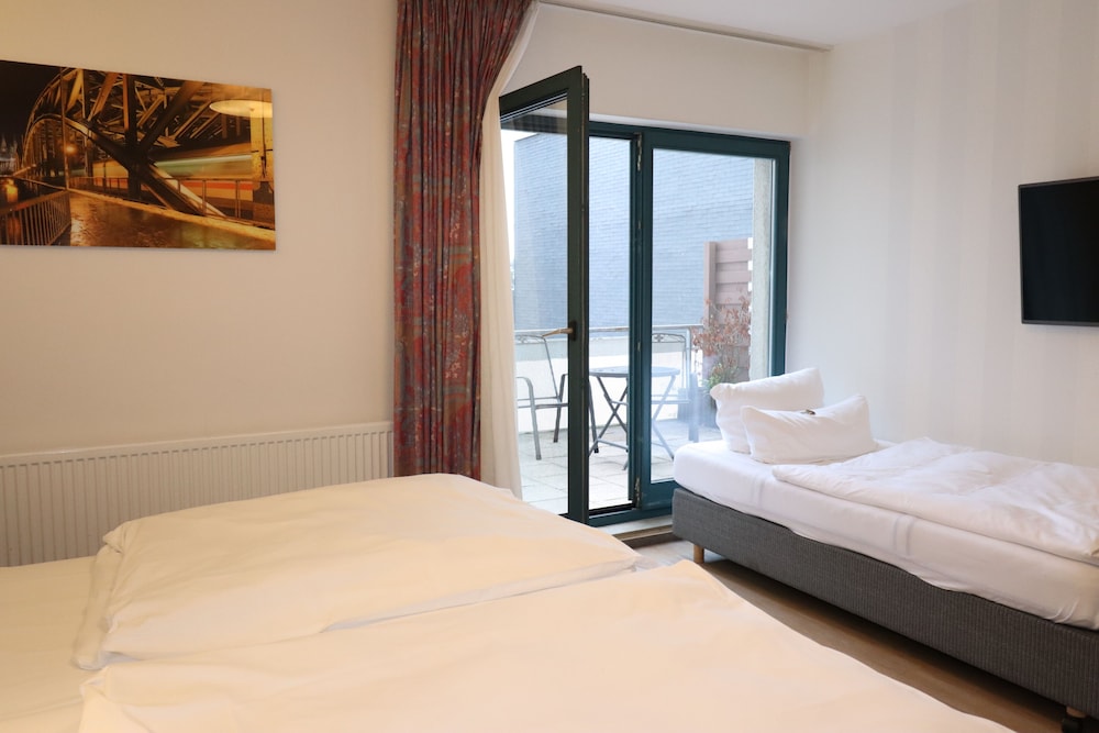 Hotel Hansen 15/41