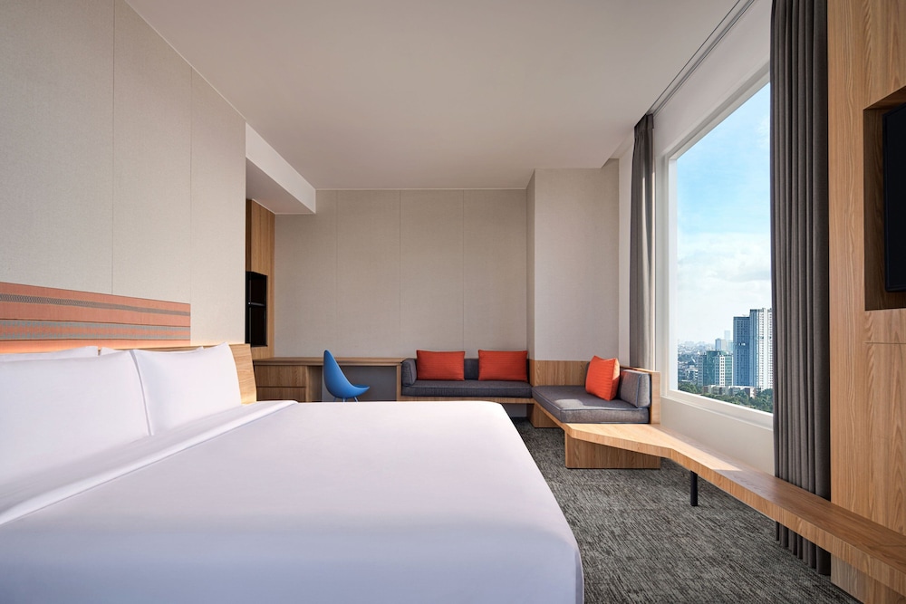 1 Bedroom, Urban, Suite, King Bed