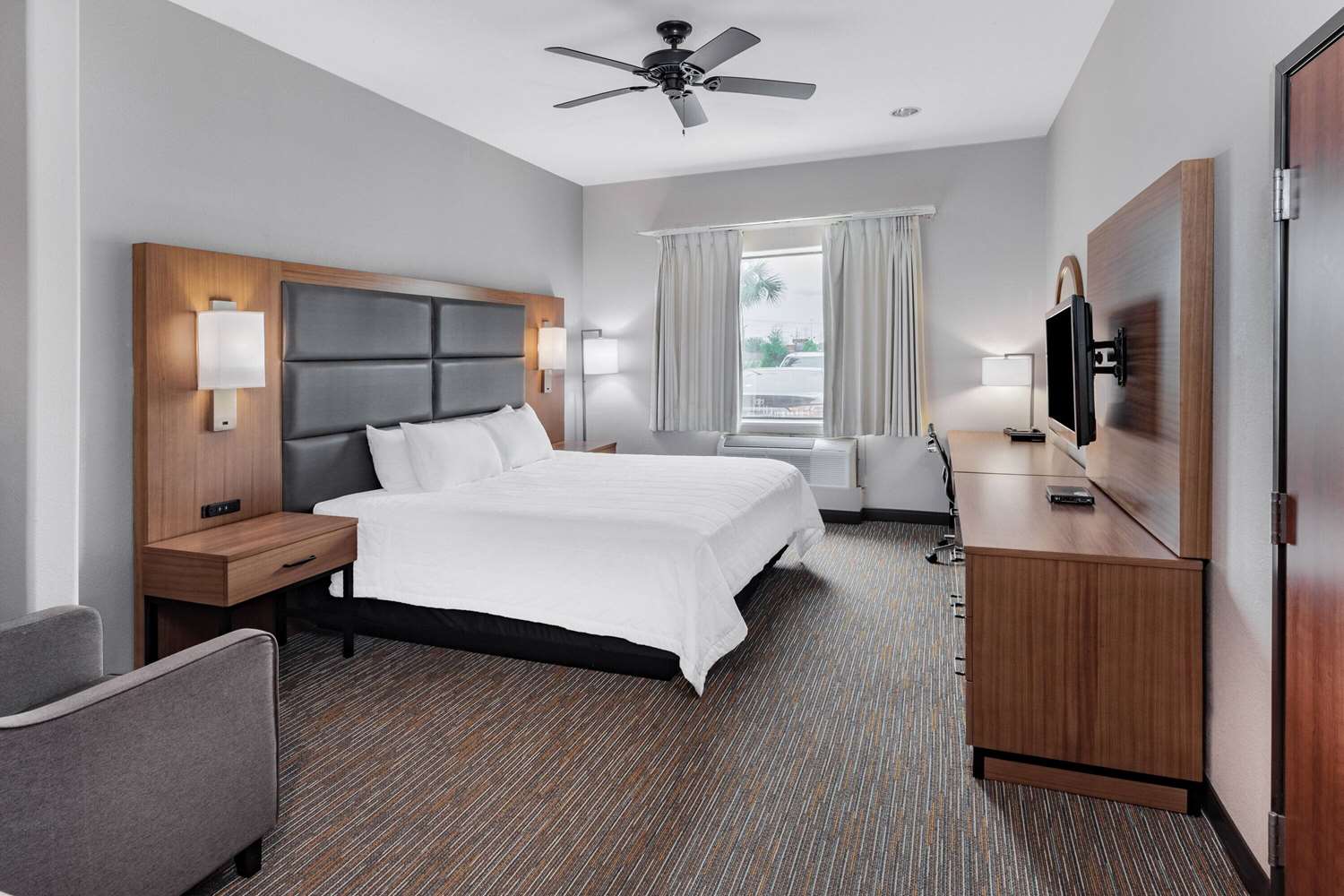 Wingate By Wyndham Houston Bush Intercontinental Airport Iah 16/55