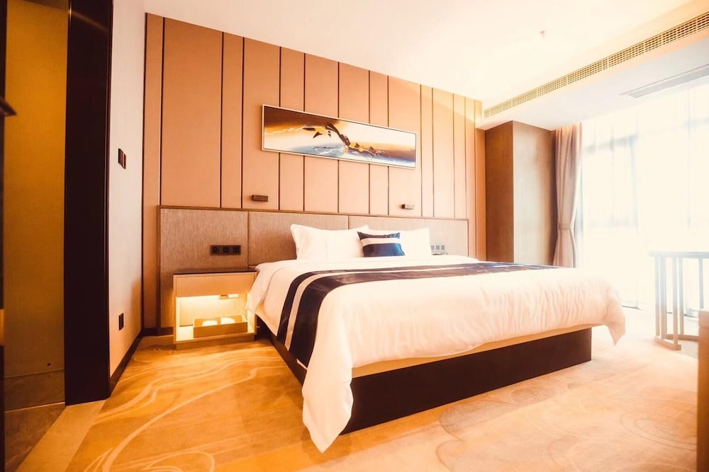 Howard Johnson by Wyndham Life Changrong 13/25