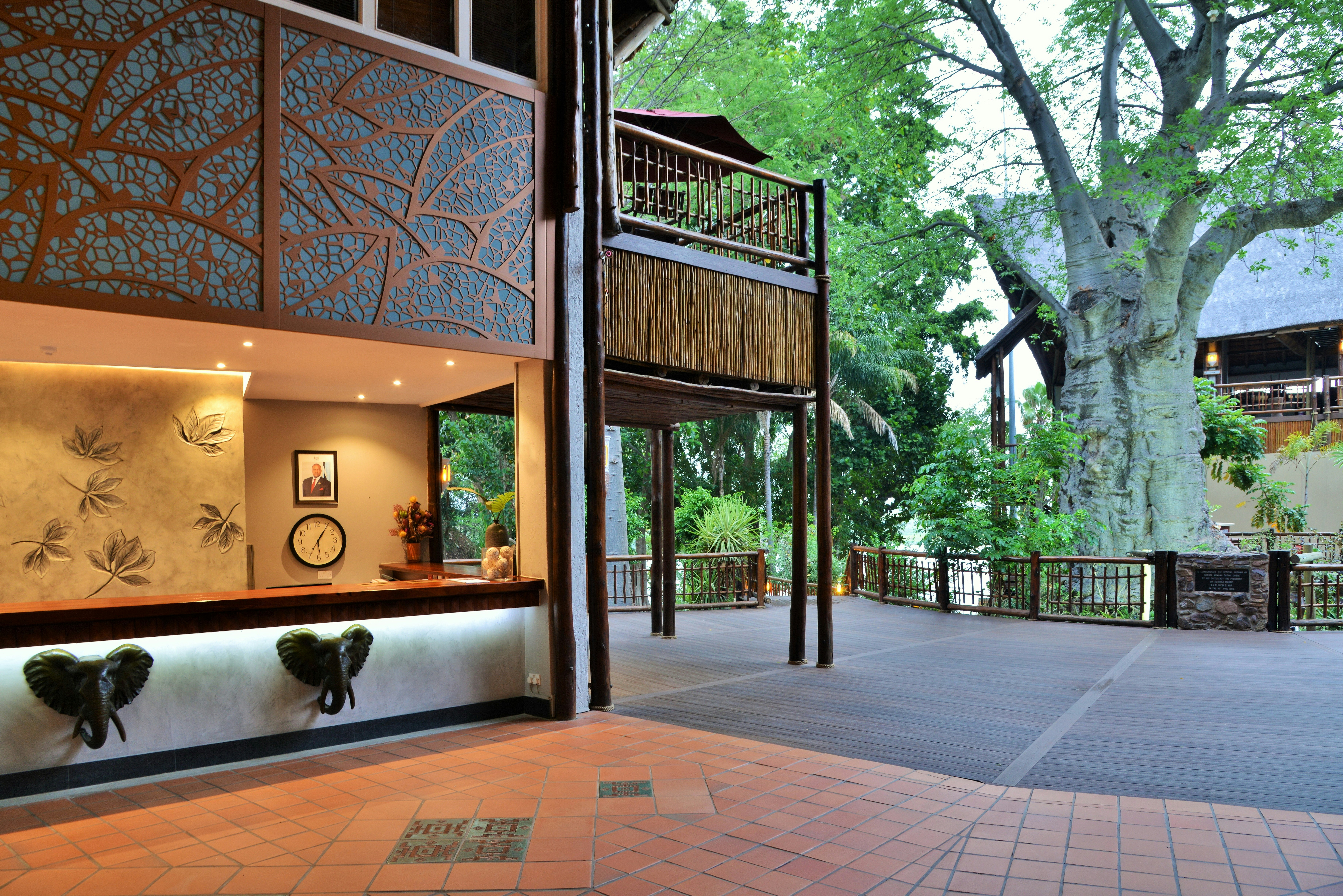 Cresta Mowana Safari Resort Spa 9/62