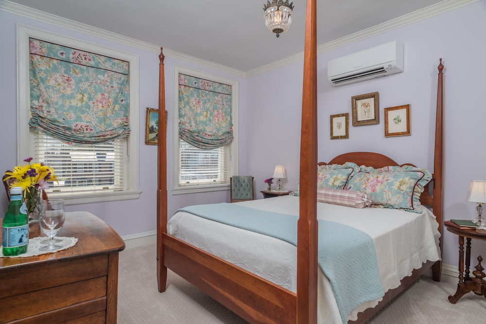 Kenmore Inn 32/71
