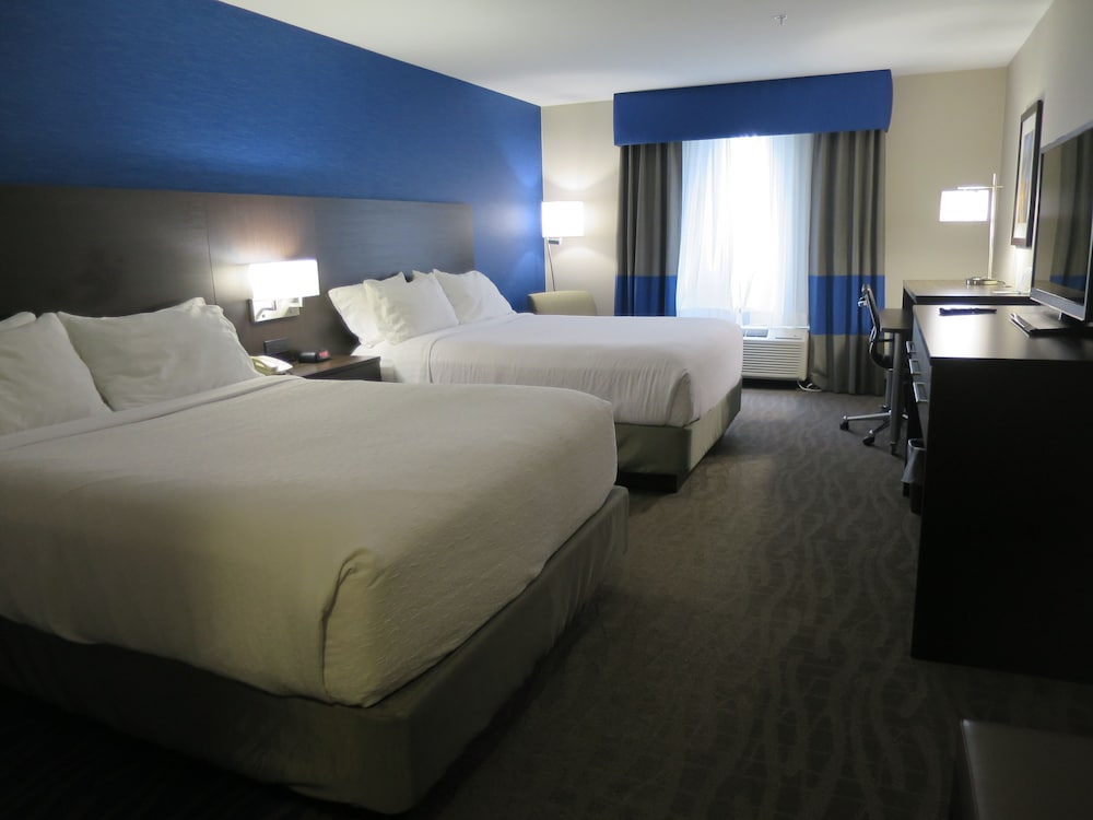 Holiday Inn Suites Regina 15/62
