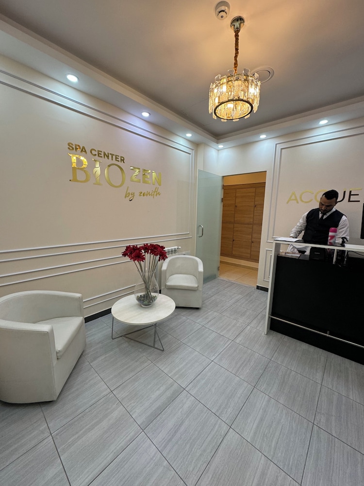 Lobby at Le Zenith Hotel Oran, Es Senia