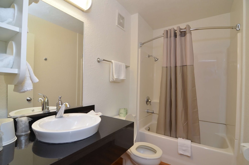 Motel6 Twentynine Palms, CA 42/43