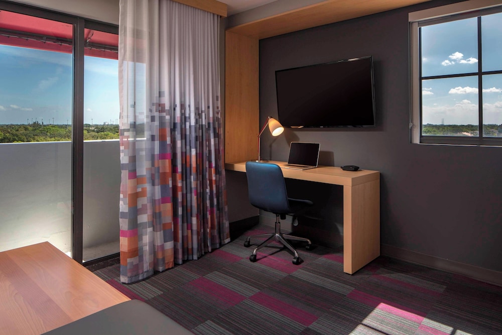 Aloft Coral Gables 28/43