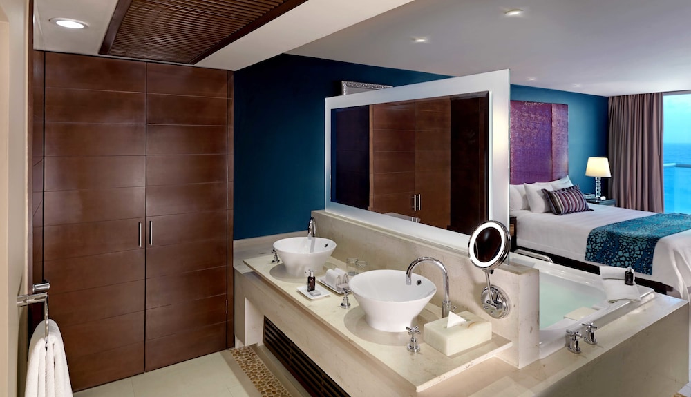 Hard Rock Hotel Cancun 31/80