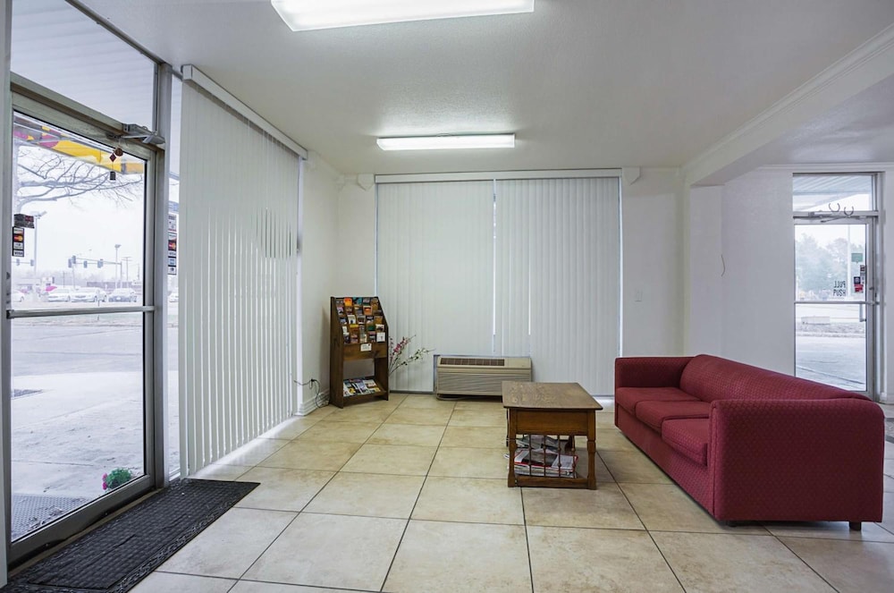 Motel6 Brinkley, AR 44/59