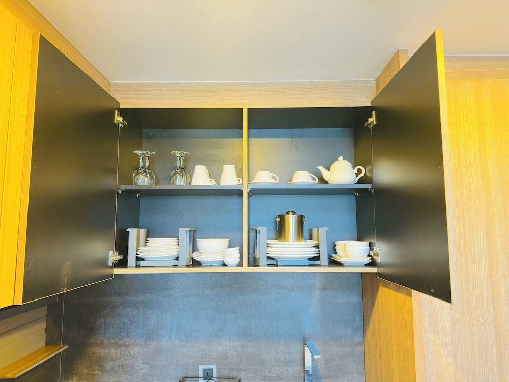 One Residence Hotel & Apartment 7/49