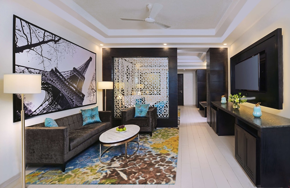Radisson Chandigarh Zirakpur 34/64