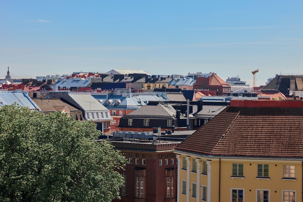 Töölö Towers 43/50