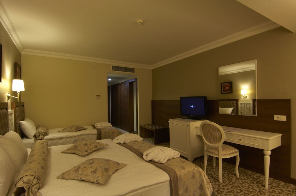 Safran Thermal Resort 38/50